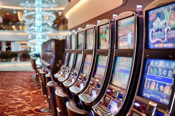 many slot machines in a casino
